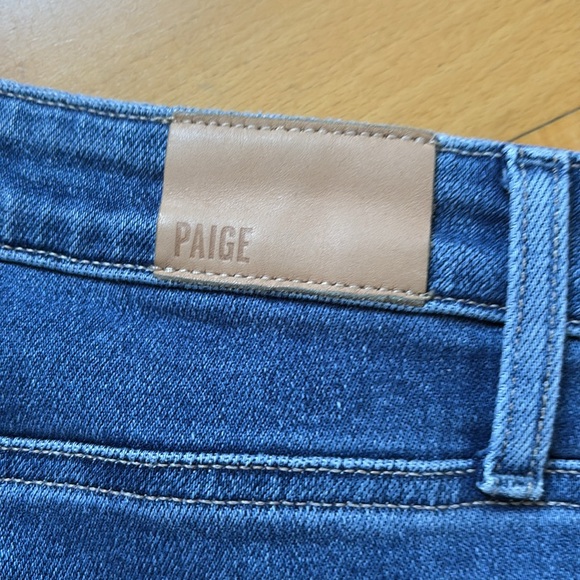 Paige Cindy high Rise Straight w Double Button in Neelah Distressed like n… - Picture 12 of 15